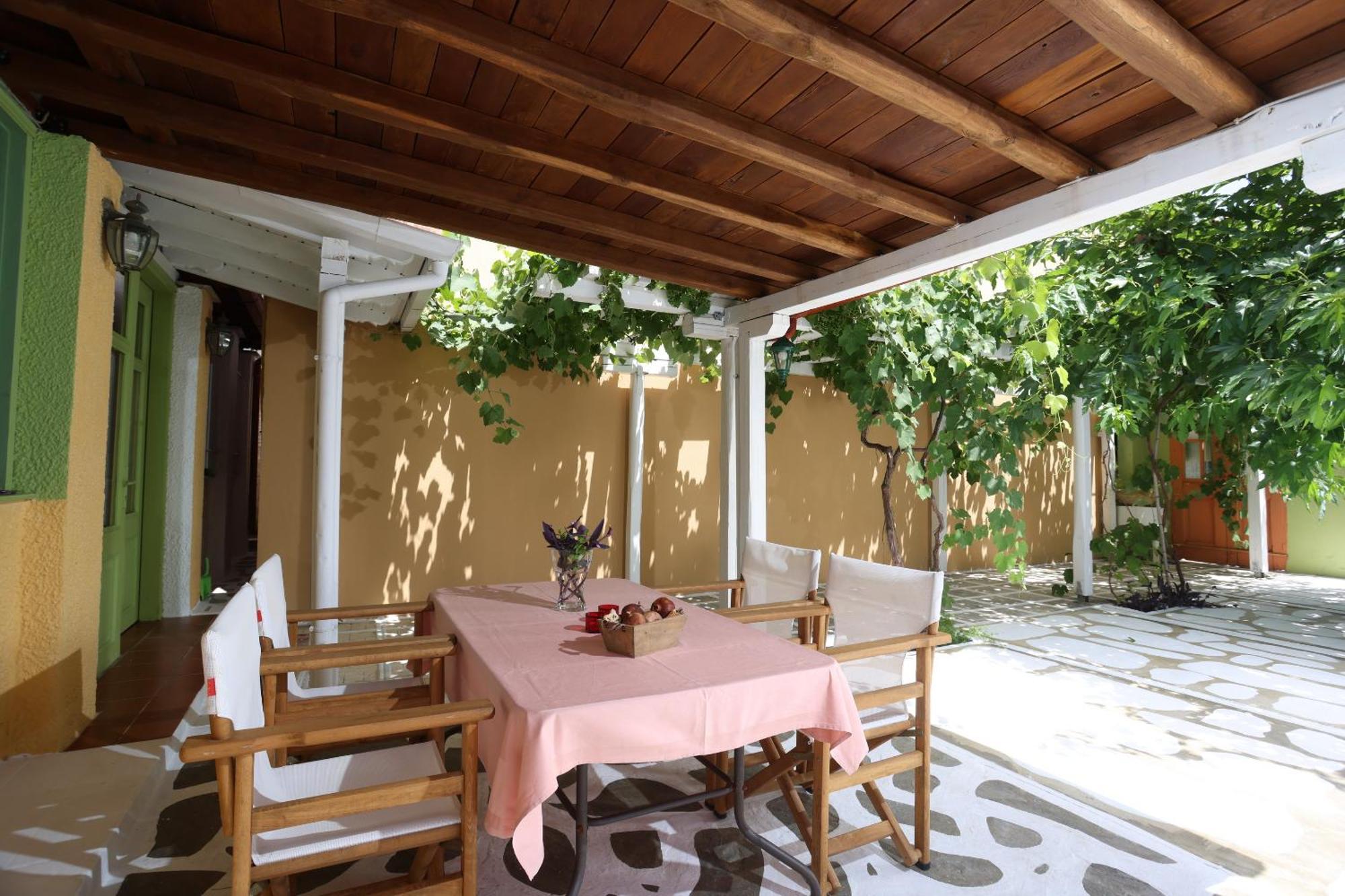 Madlen Apartments Nea Skioni Exterior photo